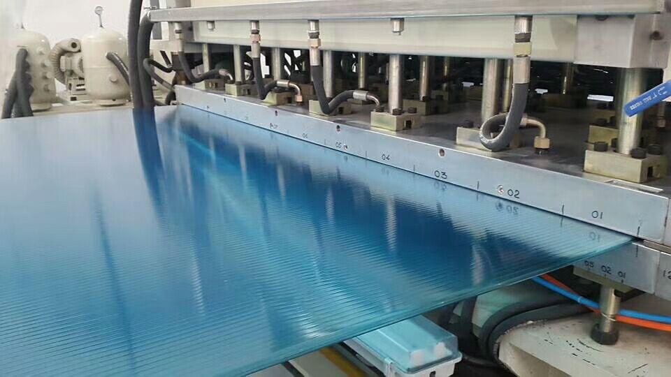Pc Multiwall Hollow Sheets Extrusion Line In Turkey (2)